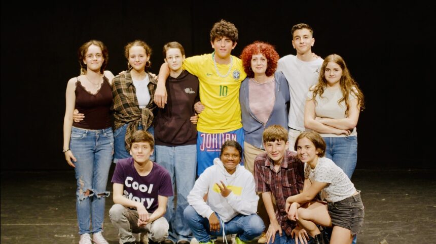 Teatro Adolescenti Base Teatro Adolescenti Base